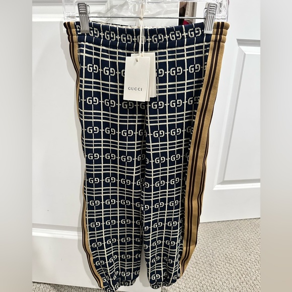 Gucci Set Size 8 - Picture 2 of 2